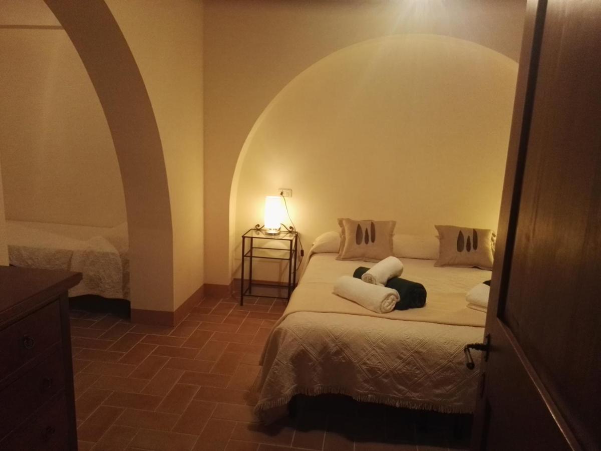 מונטלצ'ינו Castel Brunello מראה חיצוני תמונה